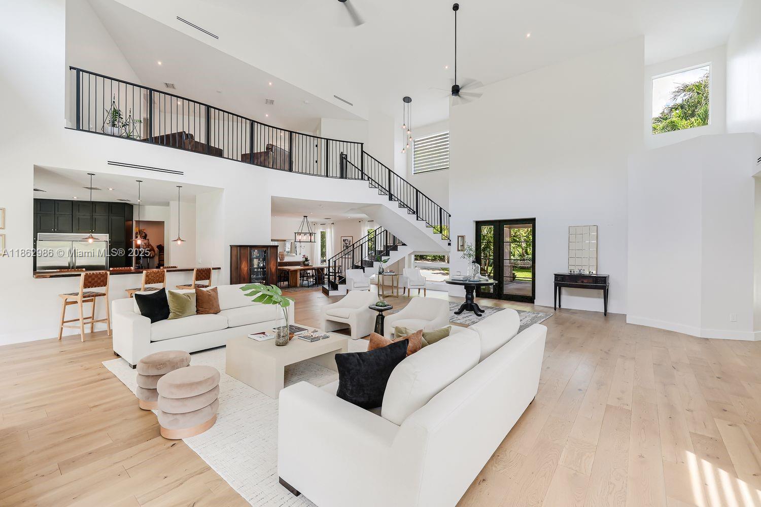 PARADISE GROVE - Residential