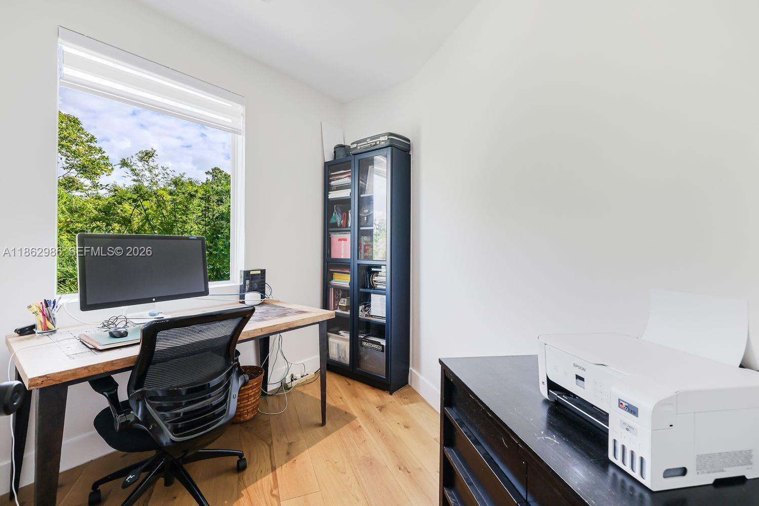 PARADISE GROVE - Residential