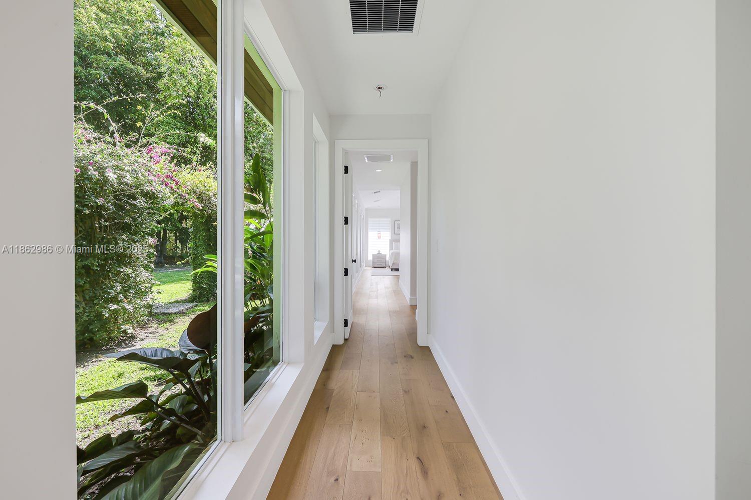 PARADISE GROVE - Residential