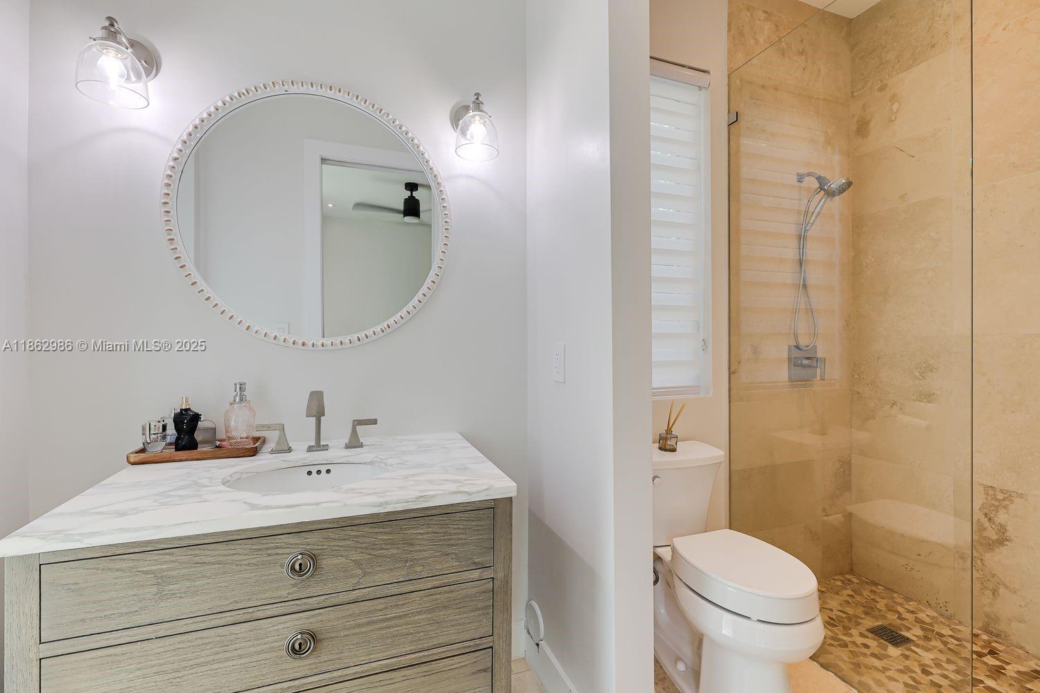 PARADISE GROVE - Residential