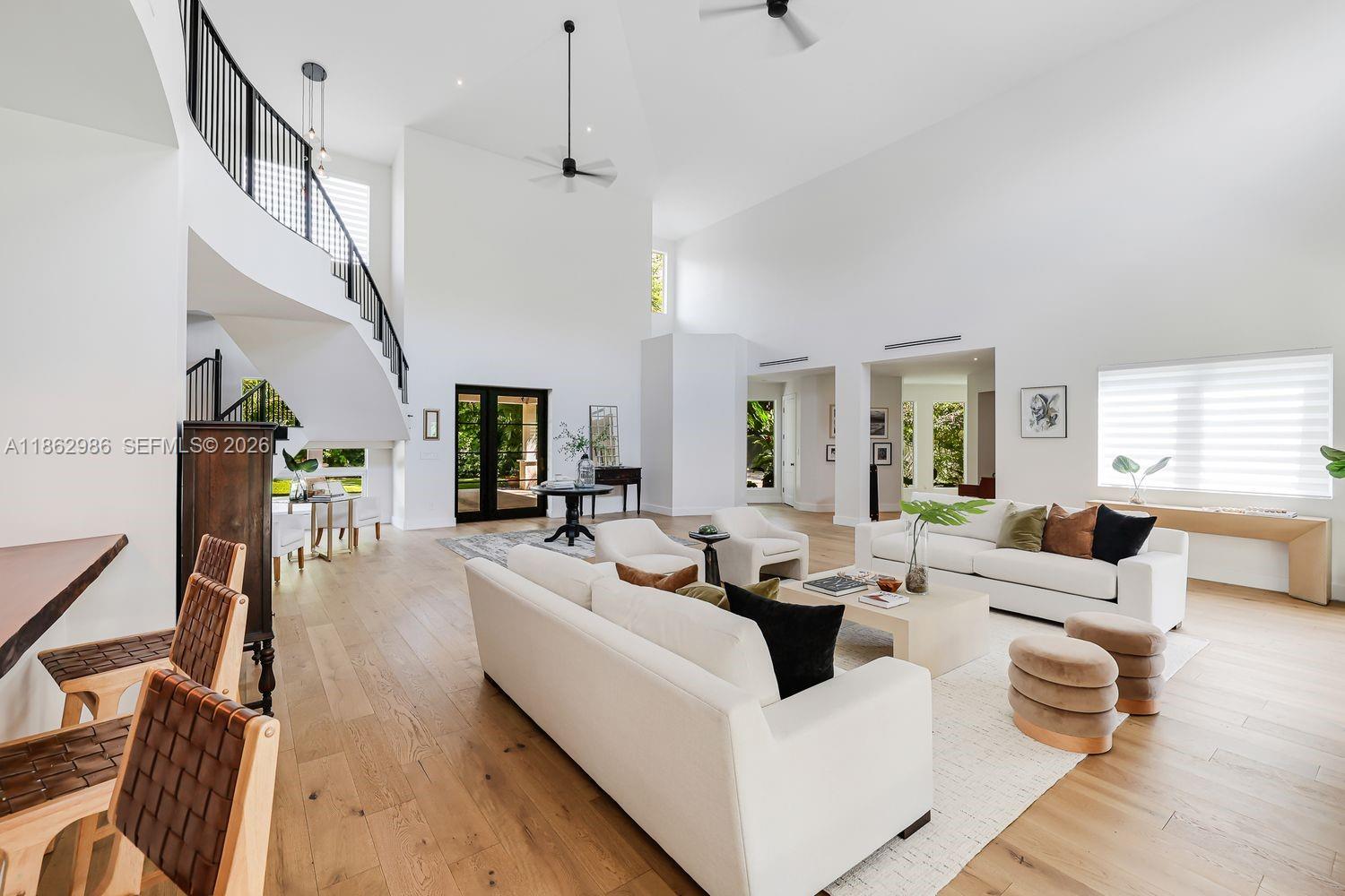 PARADISE GROVE - Residential