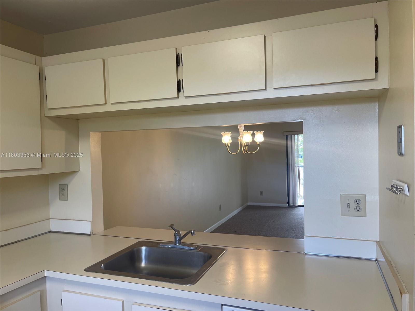 1124 NW 106th Ter 202