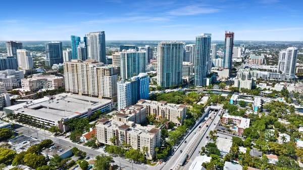 LAS OLAS BY THE RIVER CON - Residential