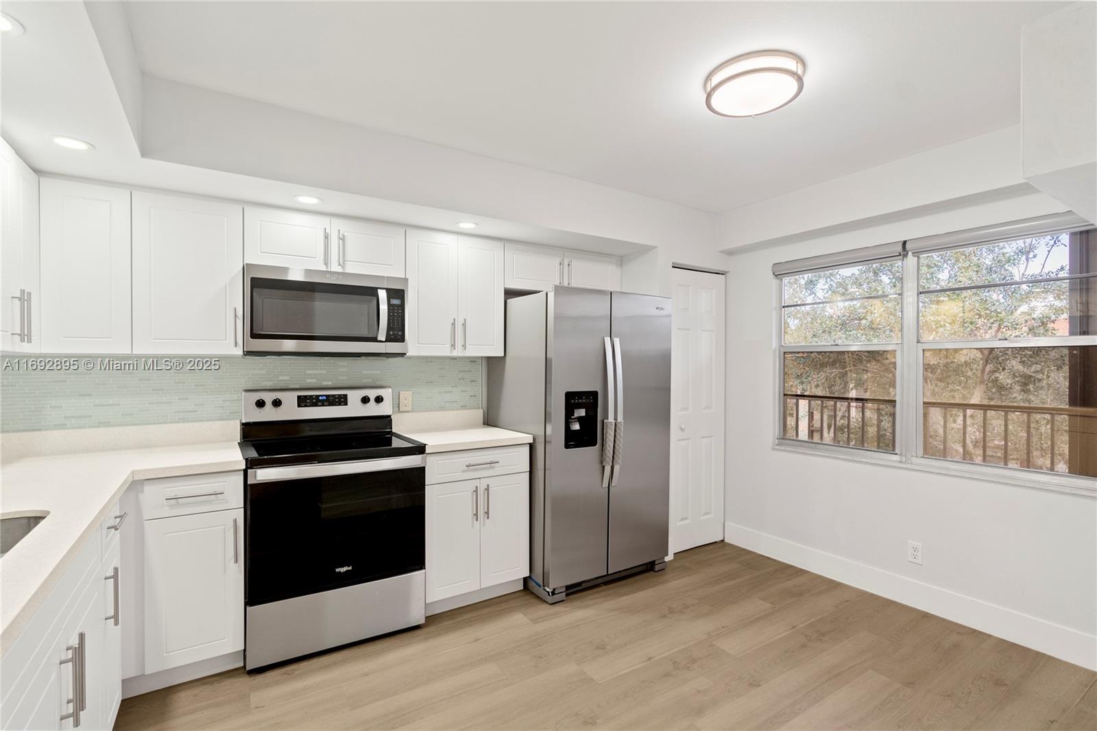 CAMBRIDGE AT CENTURY - Residential