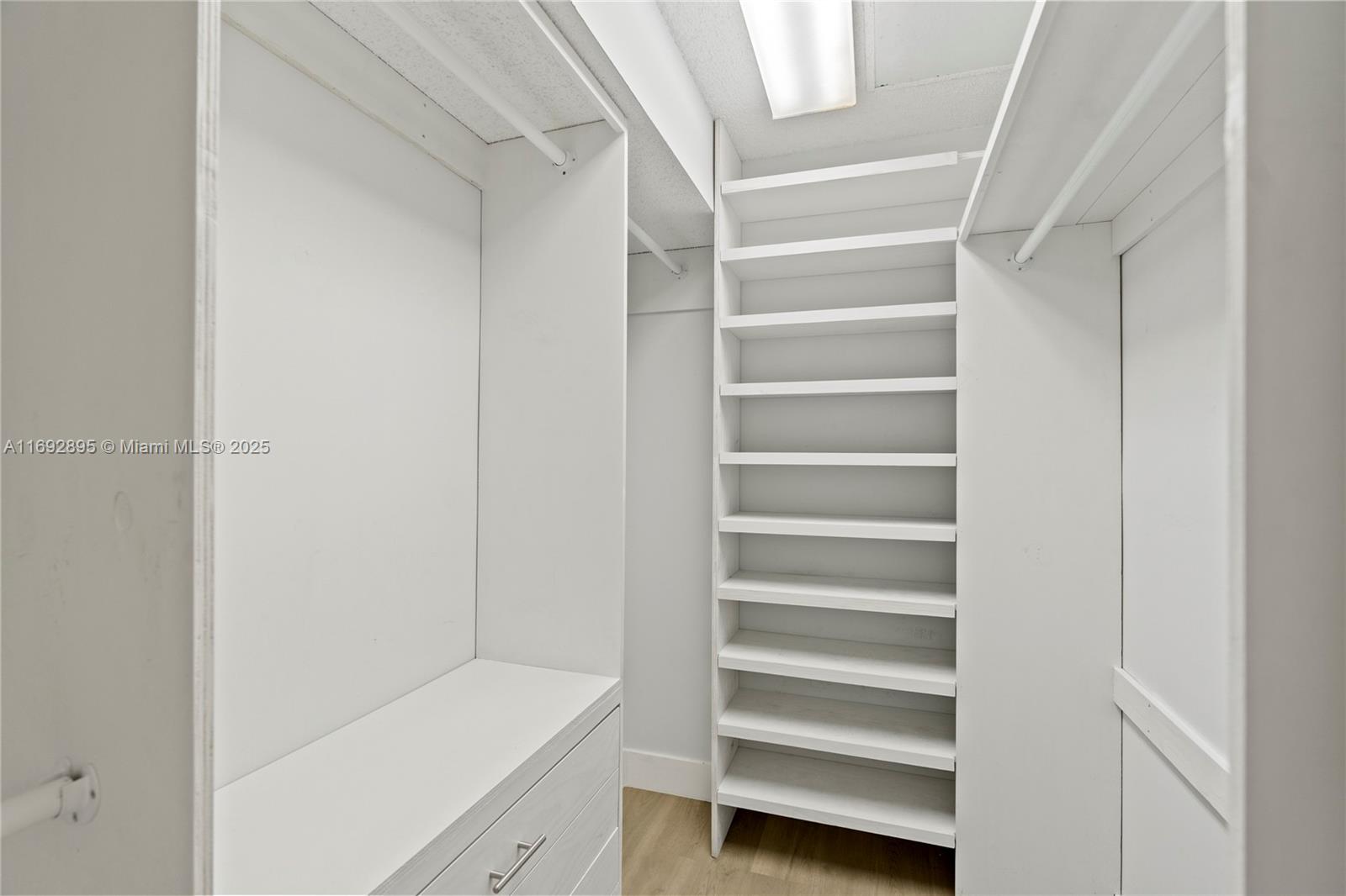 CAMBRIDGE AT CENTURY - Residential