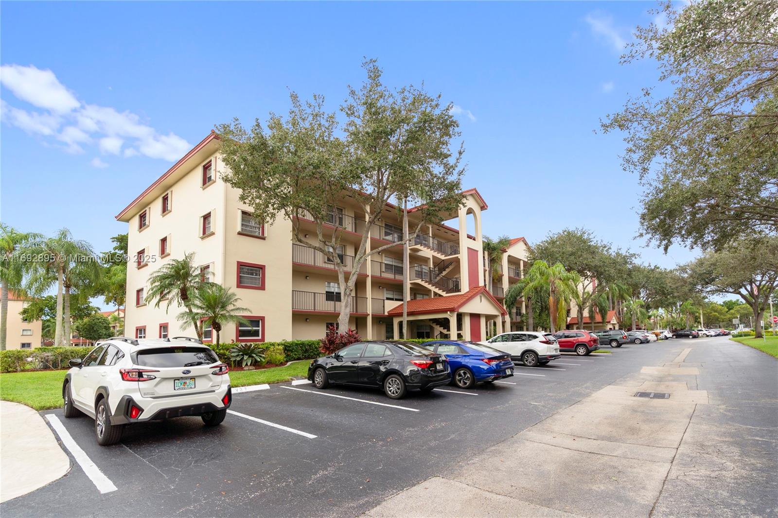 CAMBRIDGE AT CENTURY - Residential