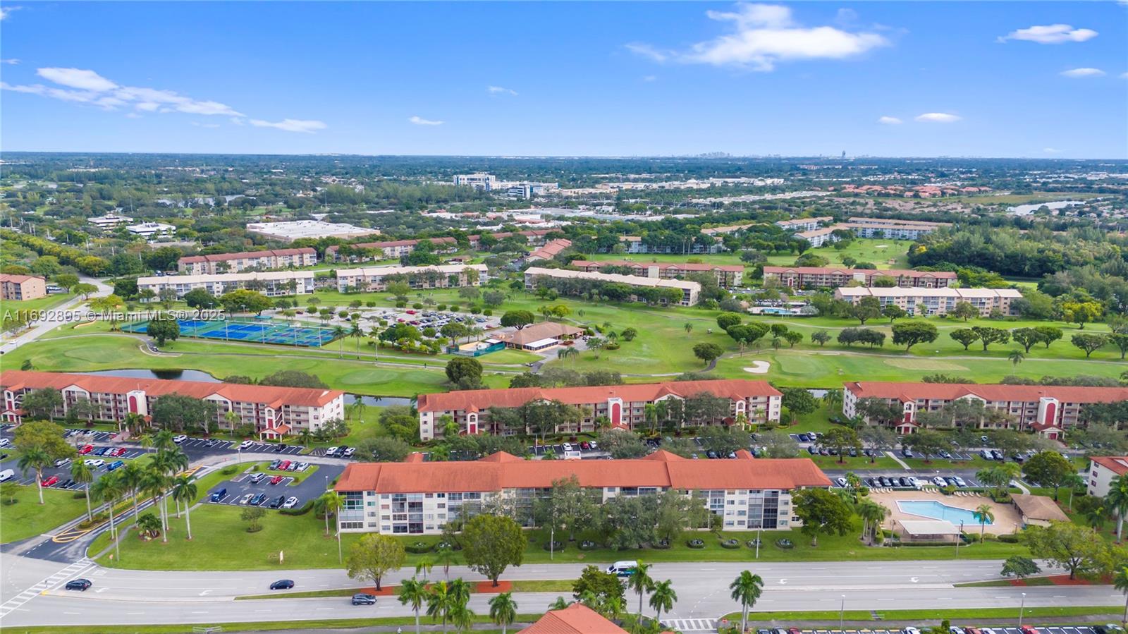 CAMBRIDGE AT CENTURY - Residential