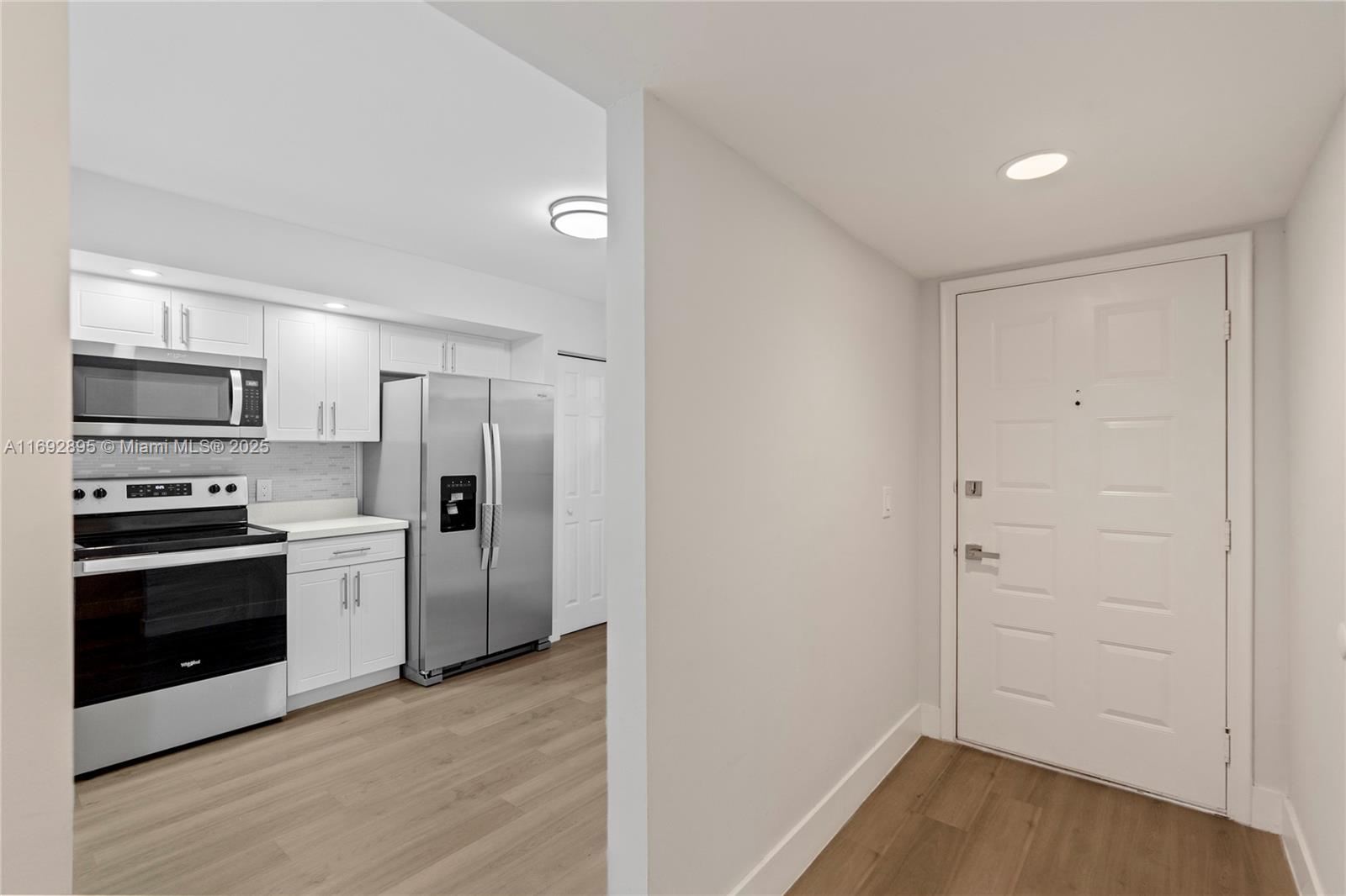 CAMBRIDGE AT CENTURY - Residential
