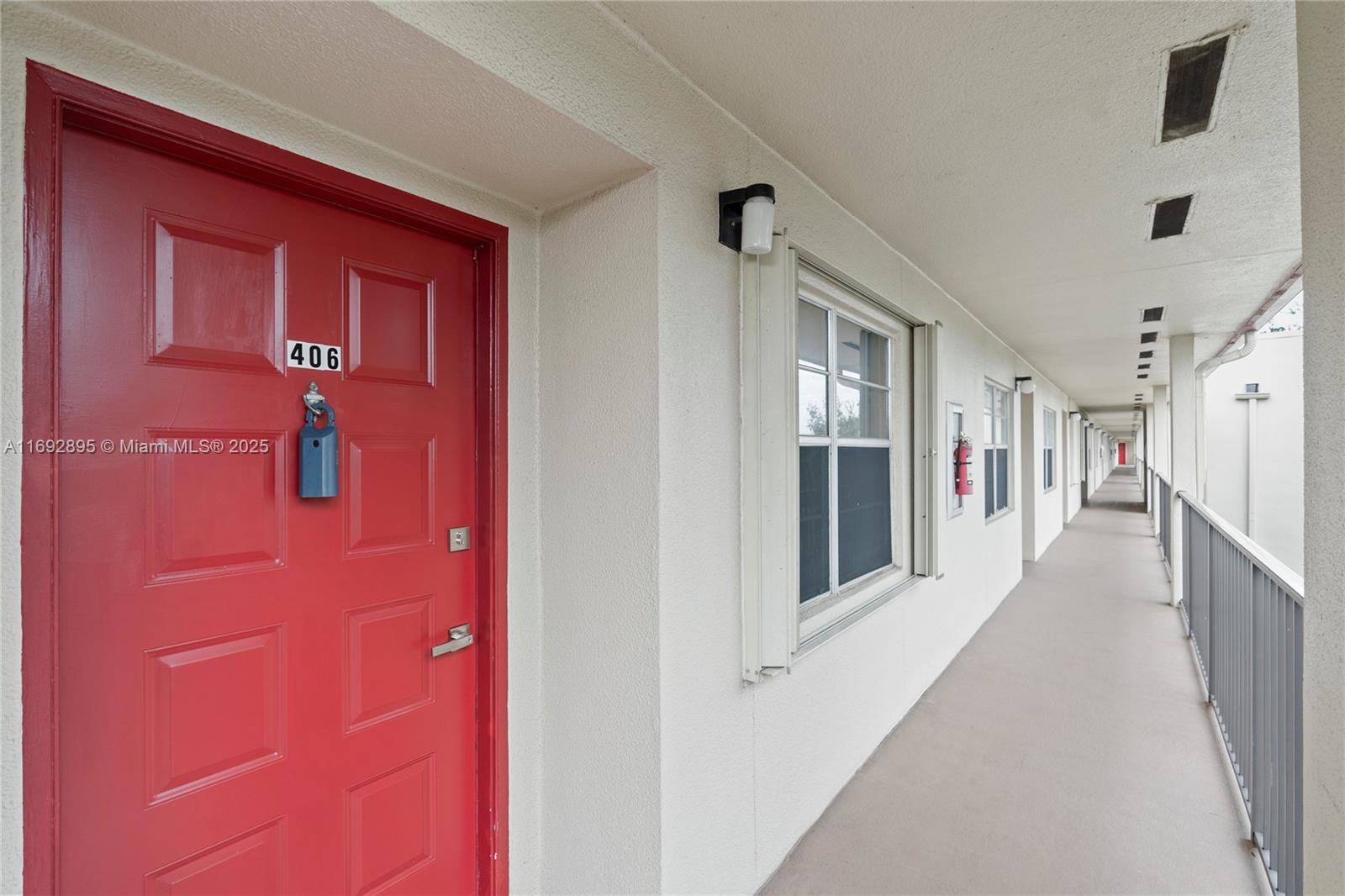 CAMBRIDGE AT CENTURY - Residential