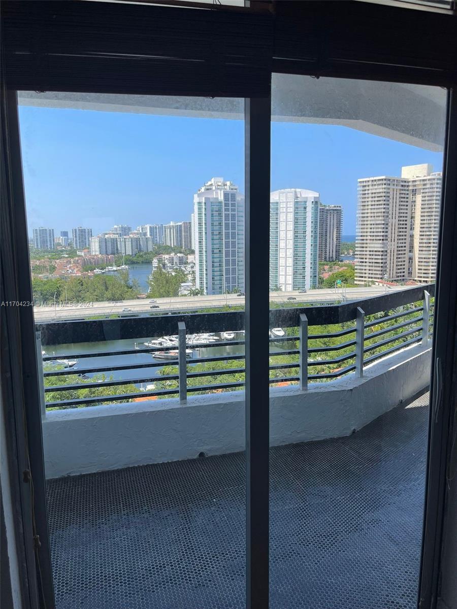 MYSTIC POINTE CONDO NO ON - Residential