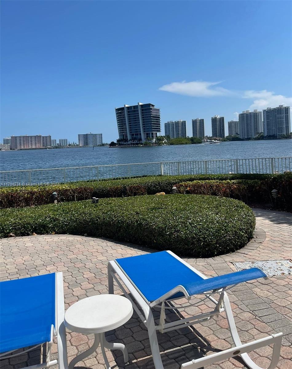 MYSTIC POINTE CONDO NO ON - Residential