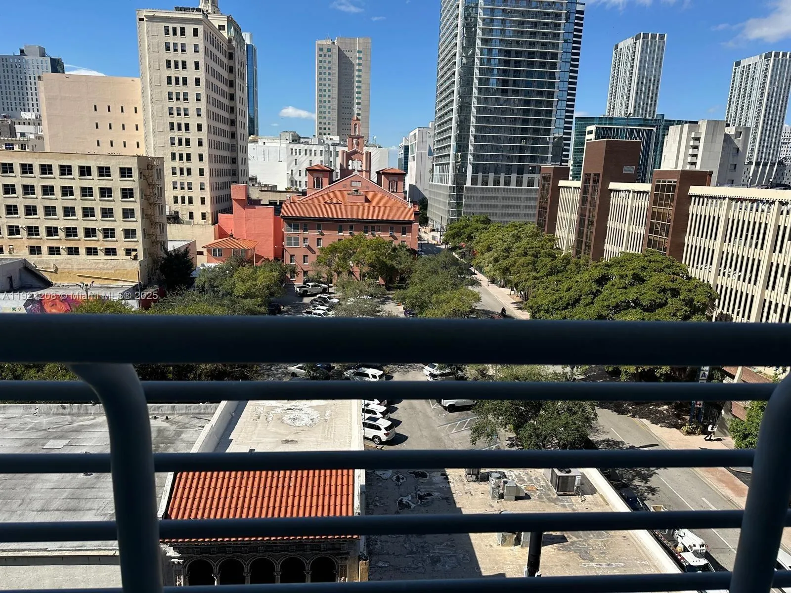 Miami, Florida 33132, United States, 1 Bedroom Bedrooms, ,1 BathroomBathrooms,Residential,Active,248790