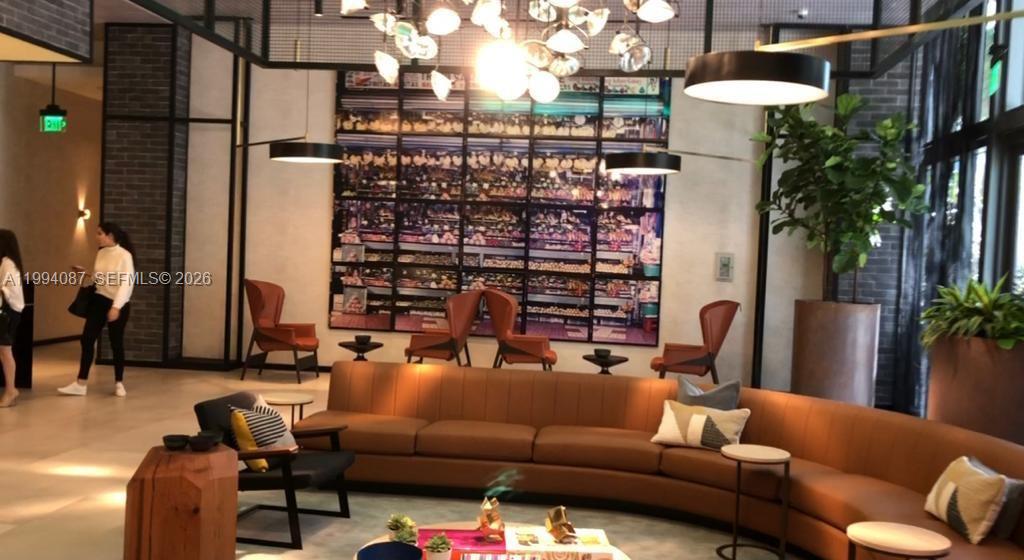 3401 MIDTOWN CONDO - Residential Lease