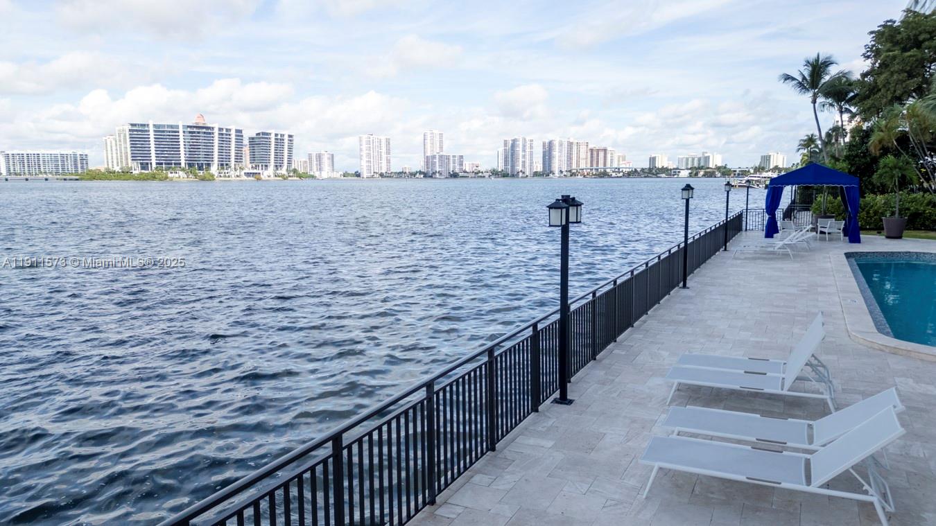 BAY COUNTRY CLUB CONDO - Residential