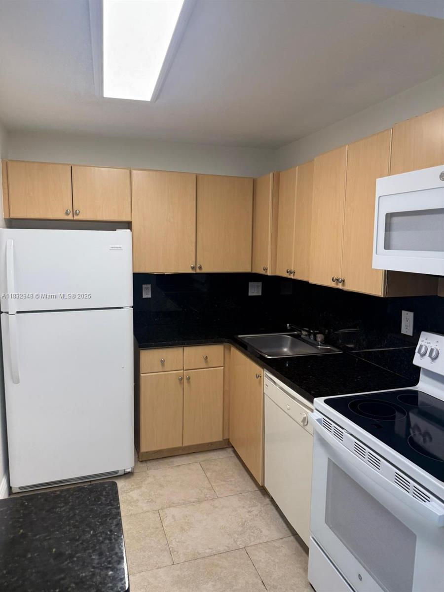 7110 NW 179th St 310
