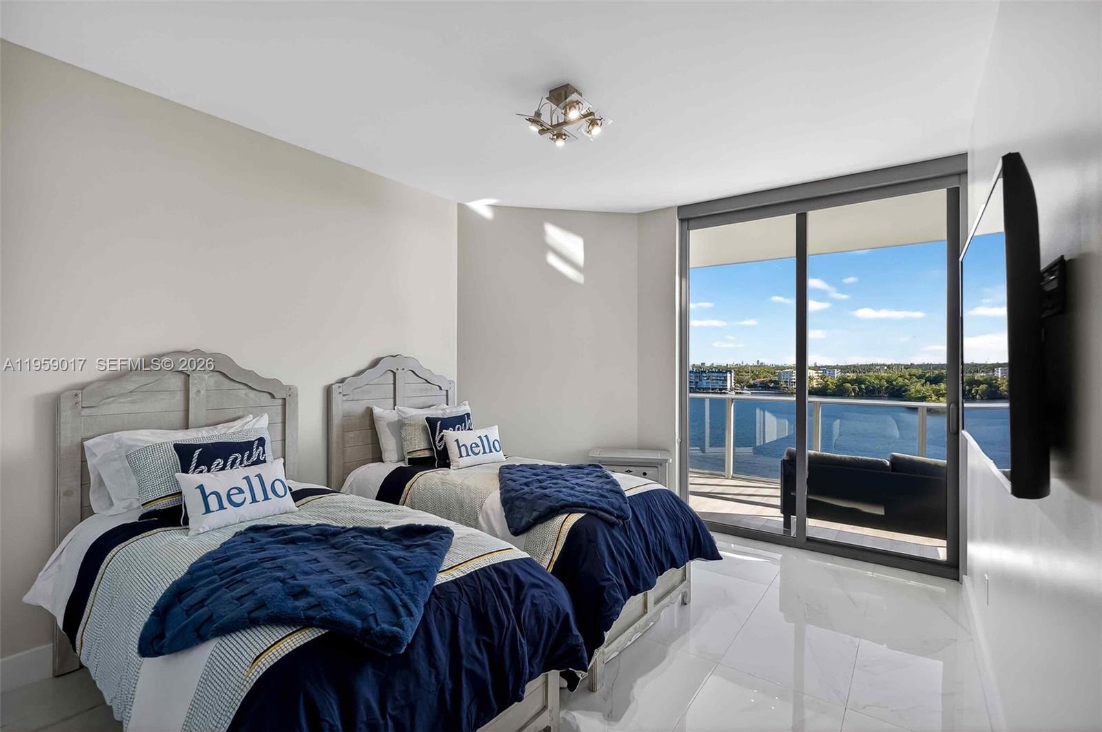 MARINA PALMS RESIDENCES S - Residential