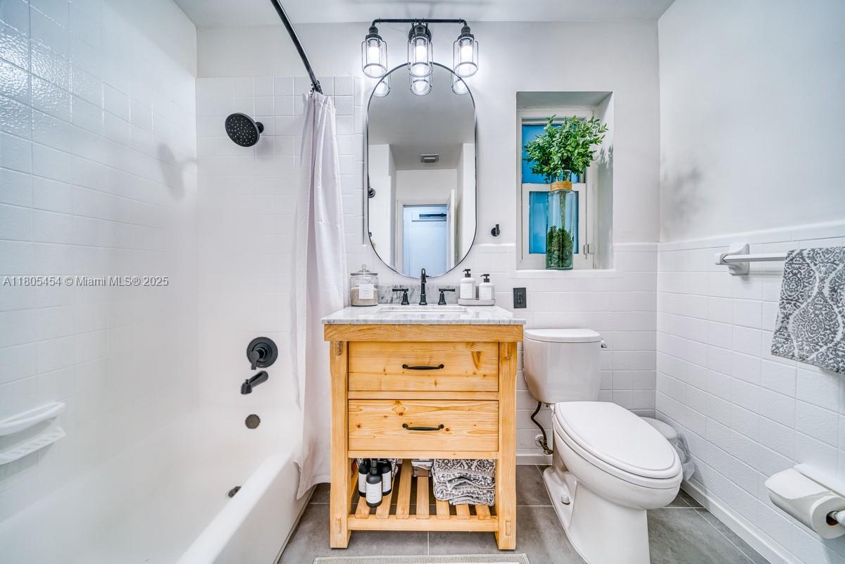 BISCAYNE GARDENS SEC H PA - Residential