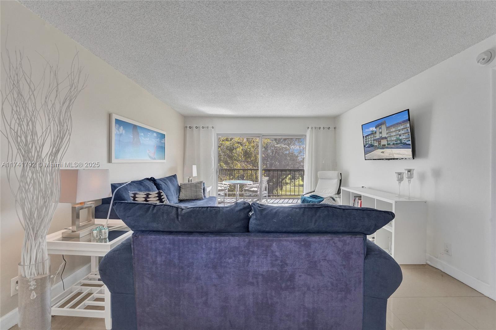 GREENS OF INVERRARY PHASE - Residential