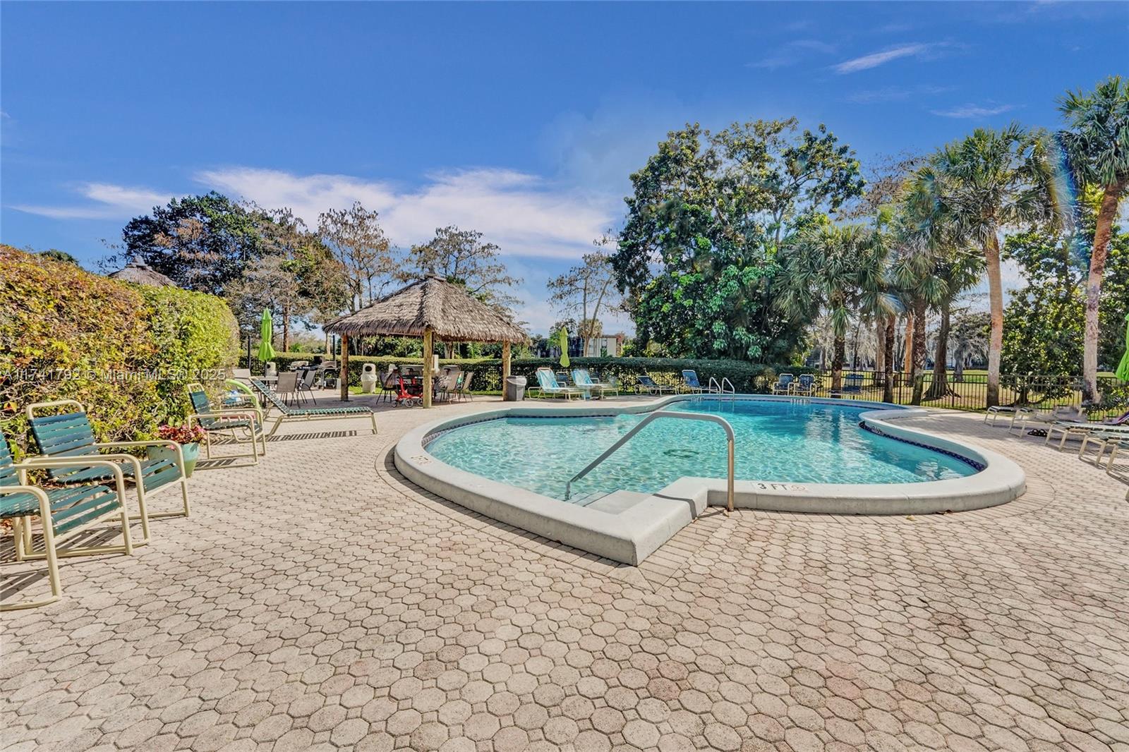 GREENS OF INVERRARY PHASE - Residential