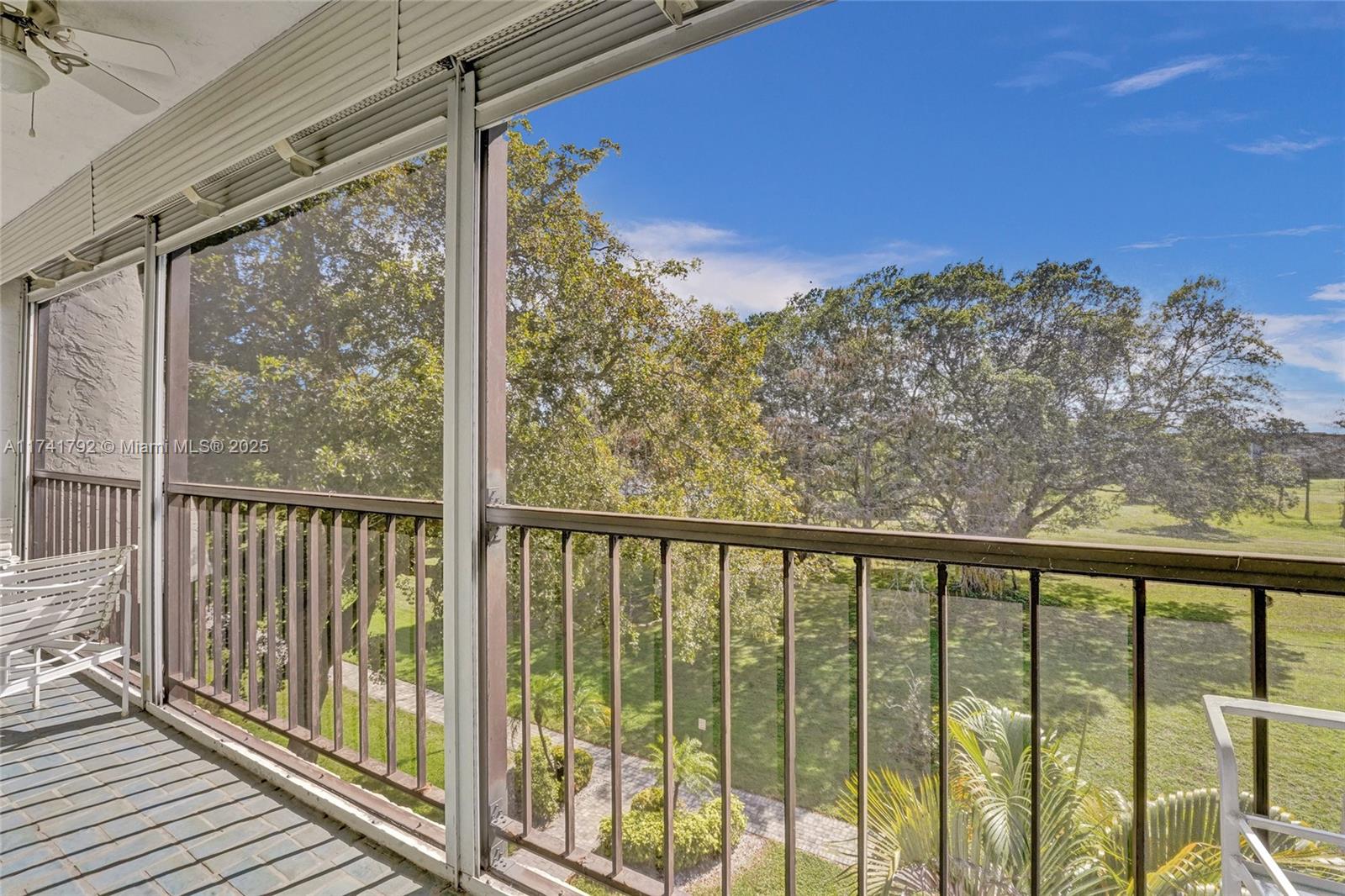 GREENS OF INVERRARY PHASE - Residential