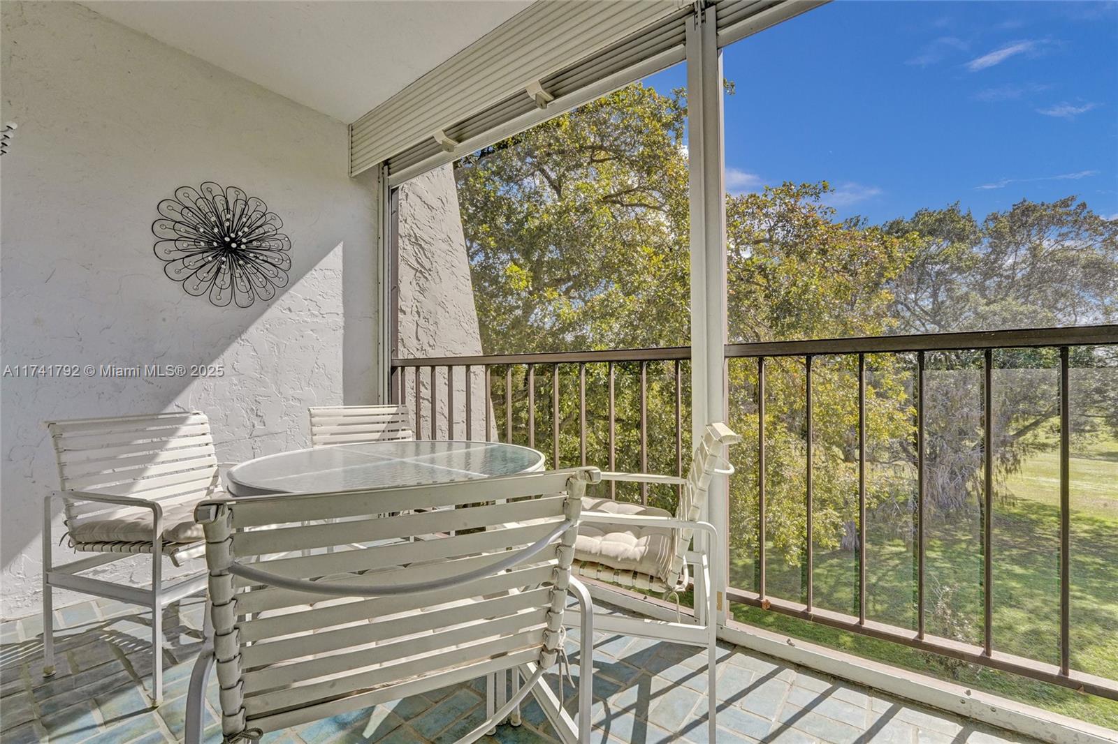 GREENS OF INVERRARY PHASE - Residential