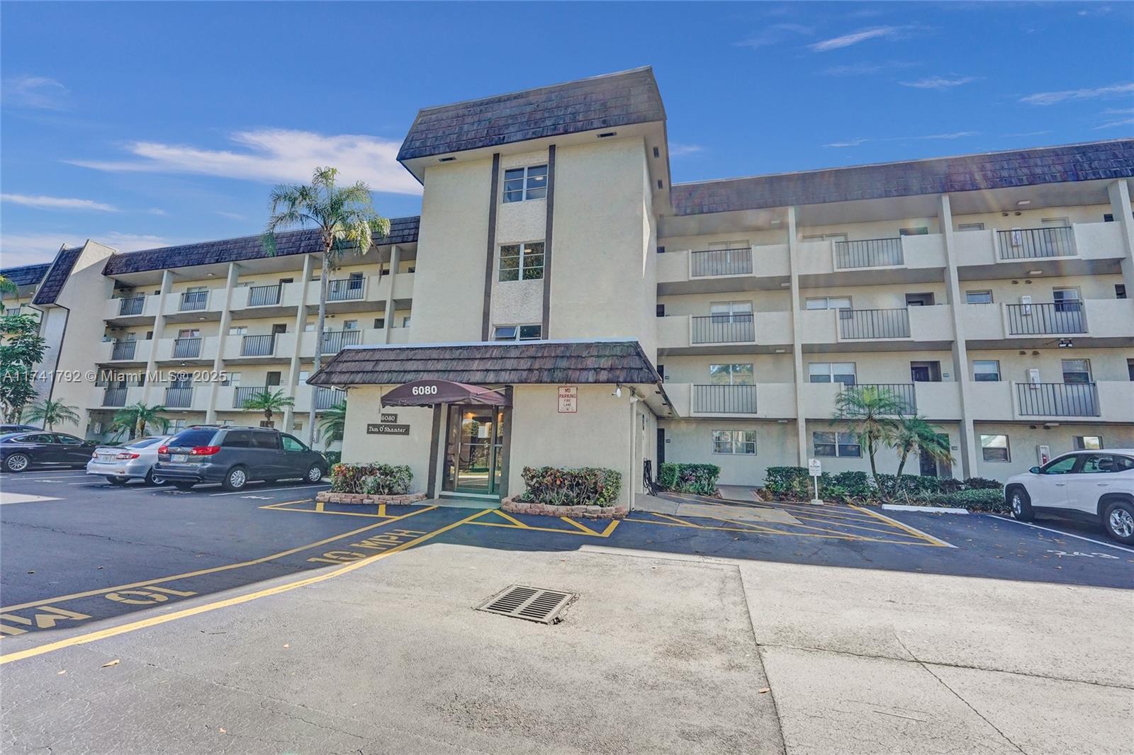 GREENS OF INVERRARY PHASE - Residential