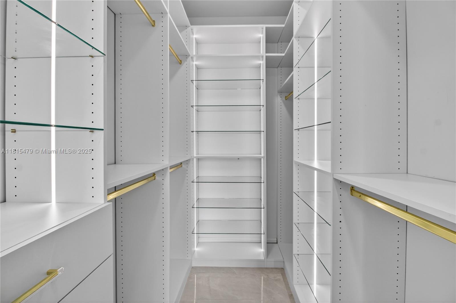 RENAISSANCE ESTATES - Residential