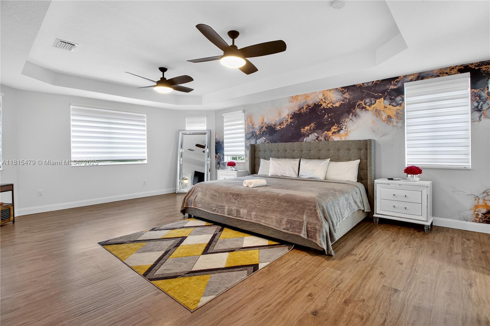 RENAISSANCE ESTATES - Residential