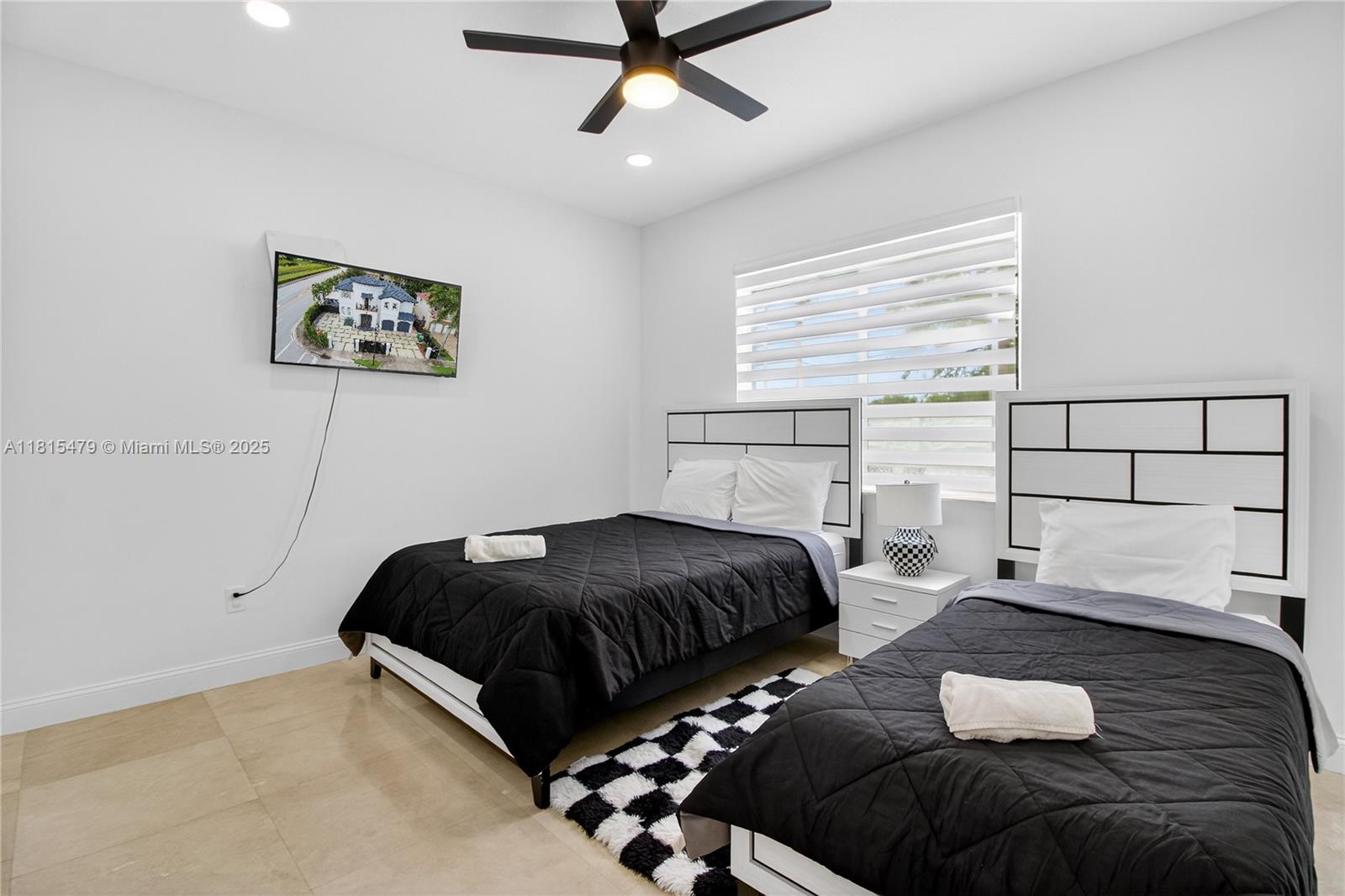 RENAISSANCE ESTATES - Residential