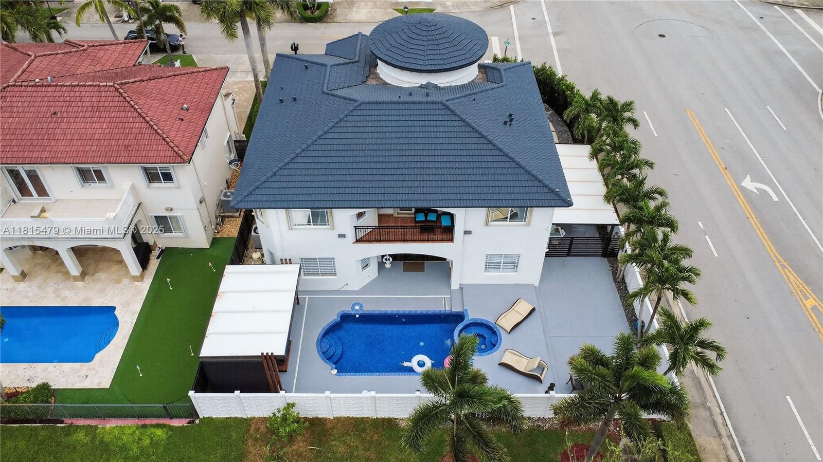 RENAISSANCE ESTATES - Residential