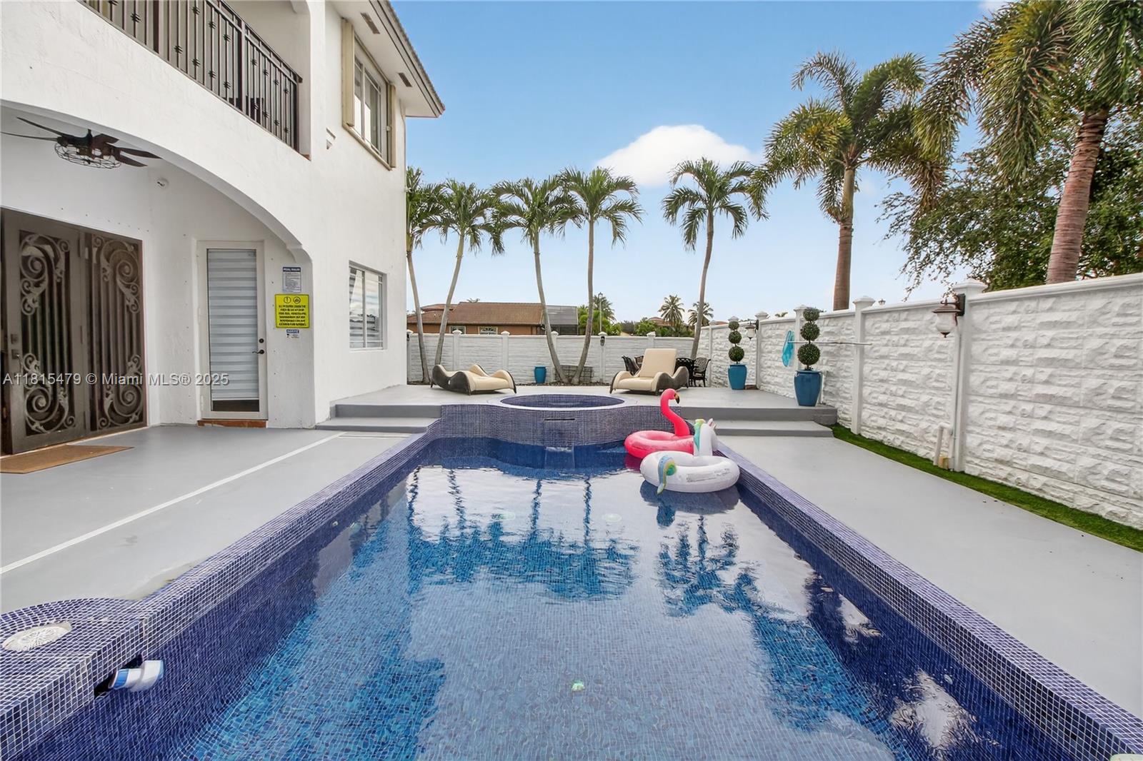 RENAISSANCE ESTATES - Residential