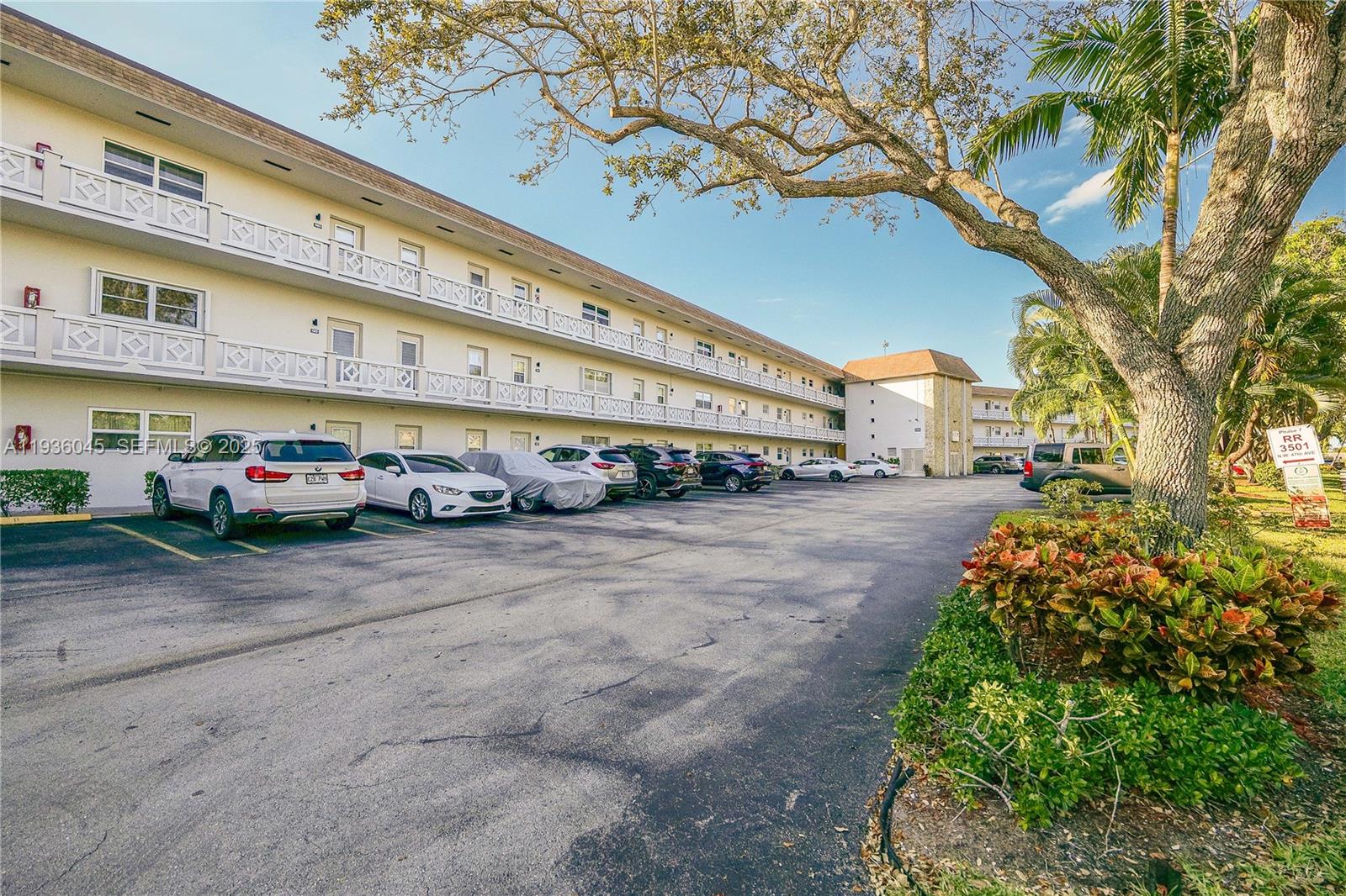 ROSE GARDENS CONDO - Residential