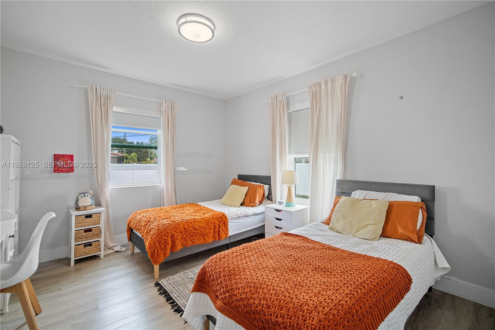 MONTICELLO PK UNIT NO 3 - Residential Lease