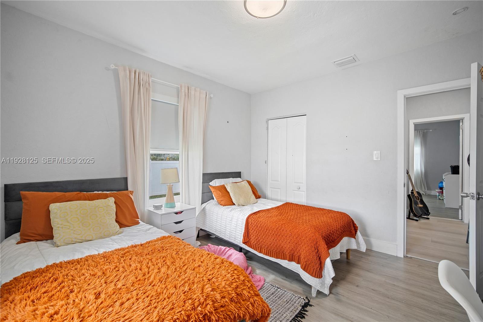 MONTICELLO PK UNIT NO 3 - Residential Lease