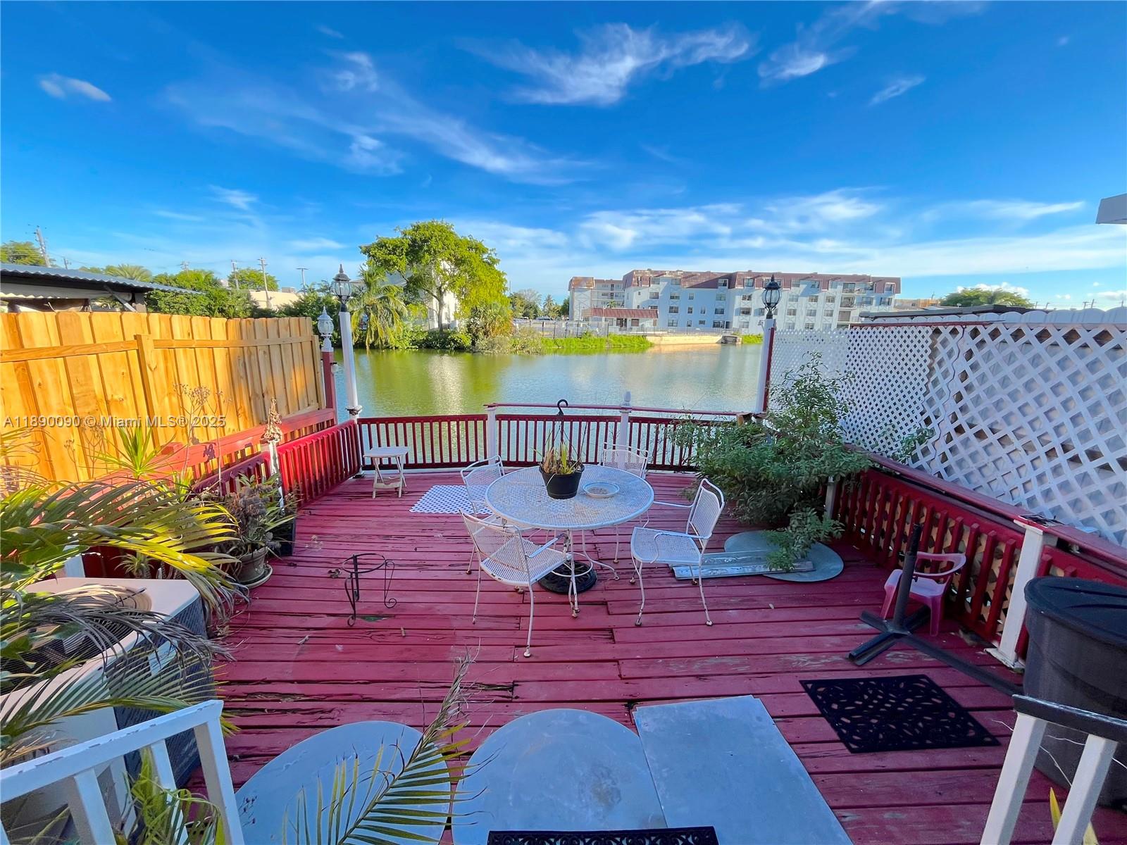 LAKE ORLEANS EAST - Residential