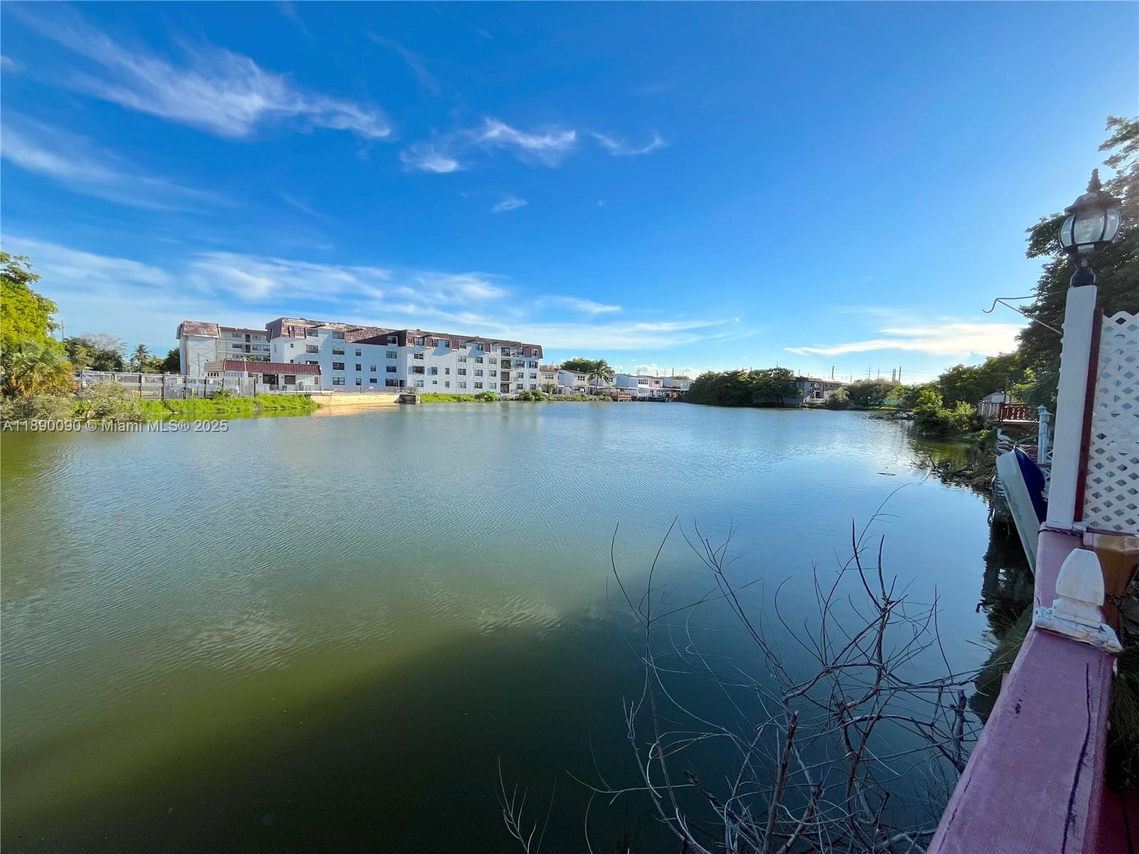 LAKE ORLEANS EAST - Residential
