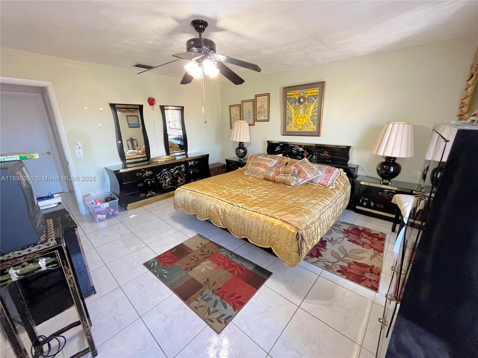 LAKE ORLEANS EAST - Residential
