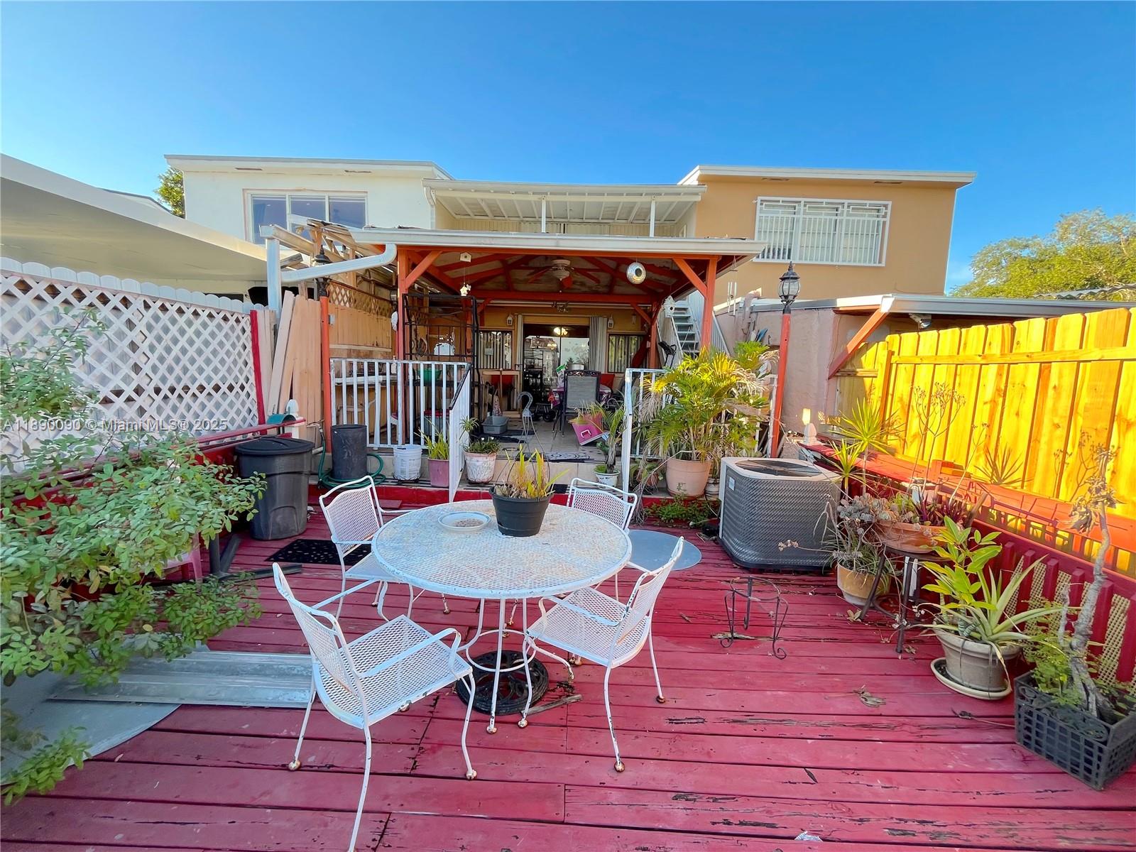 LAKE ORLEANS EAST - Residential