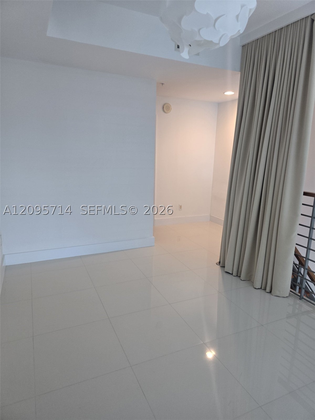 60 SW 13th St 2416