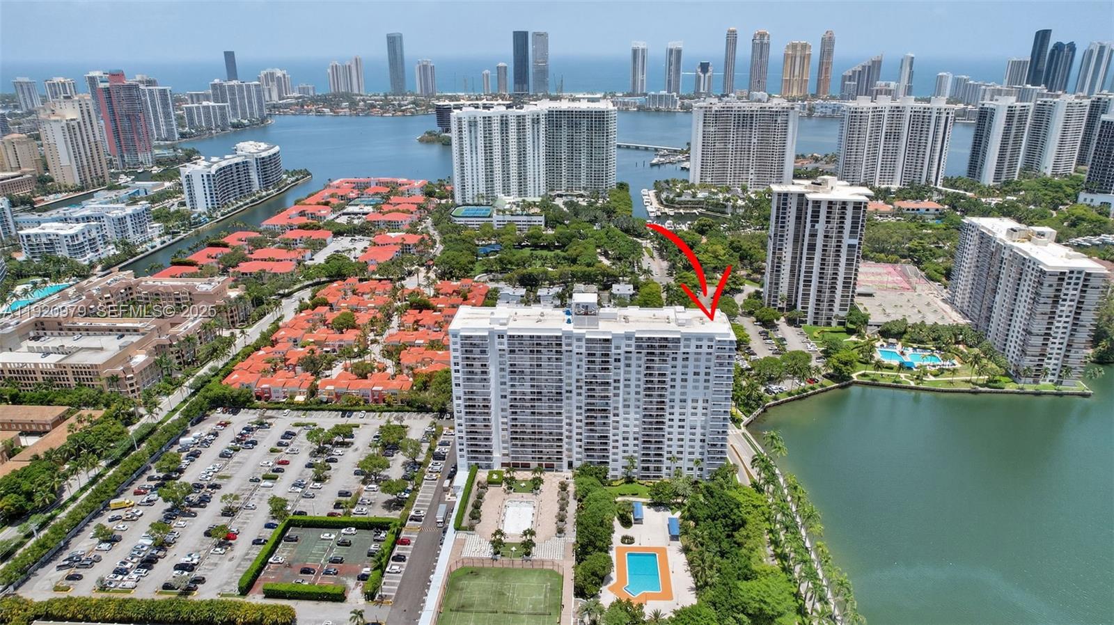 ADMIRALS PORT CONDO WEST - Residential