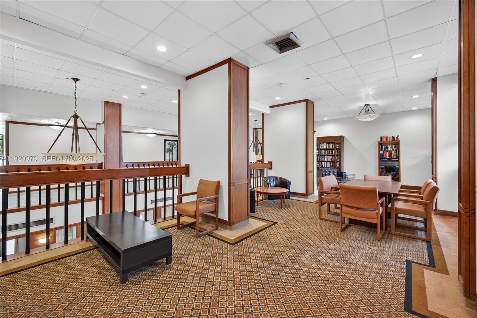 ADMIRALS PORT CONDO WEST - Residential