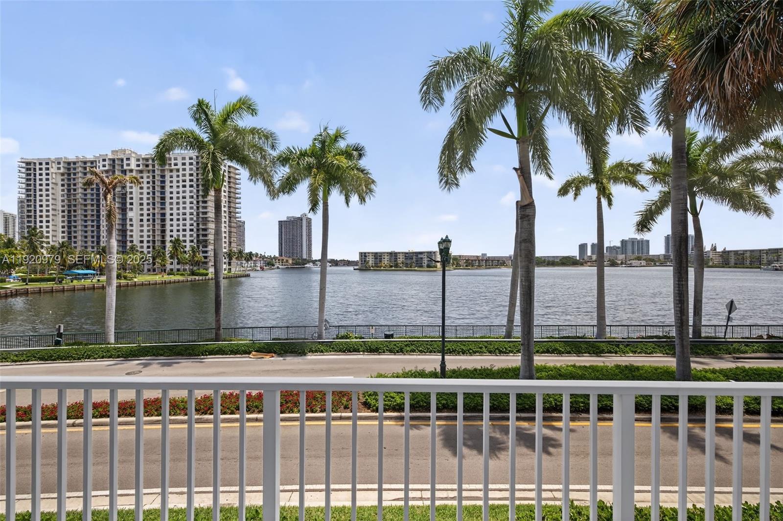 ADMIRALS PORT CONDO WEST - Residential