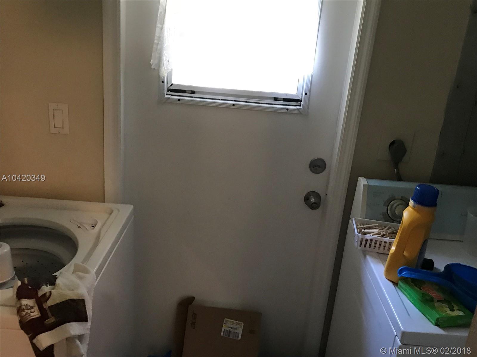 SCOTT LAKE MANOR SEC 2 - Residential Lease