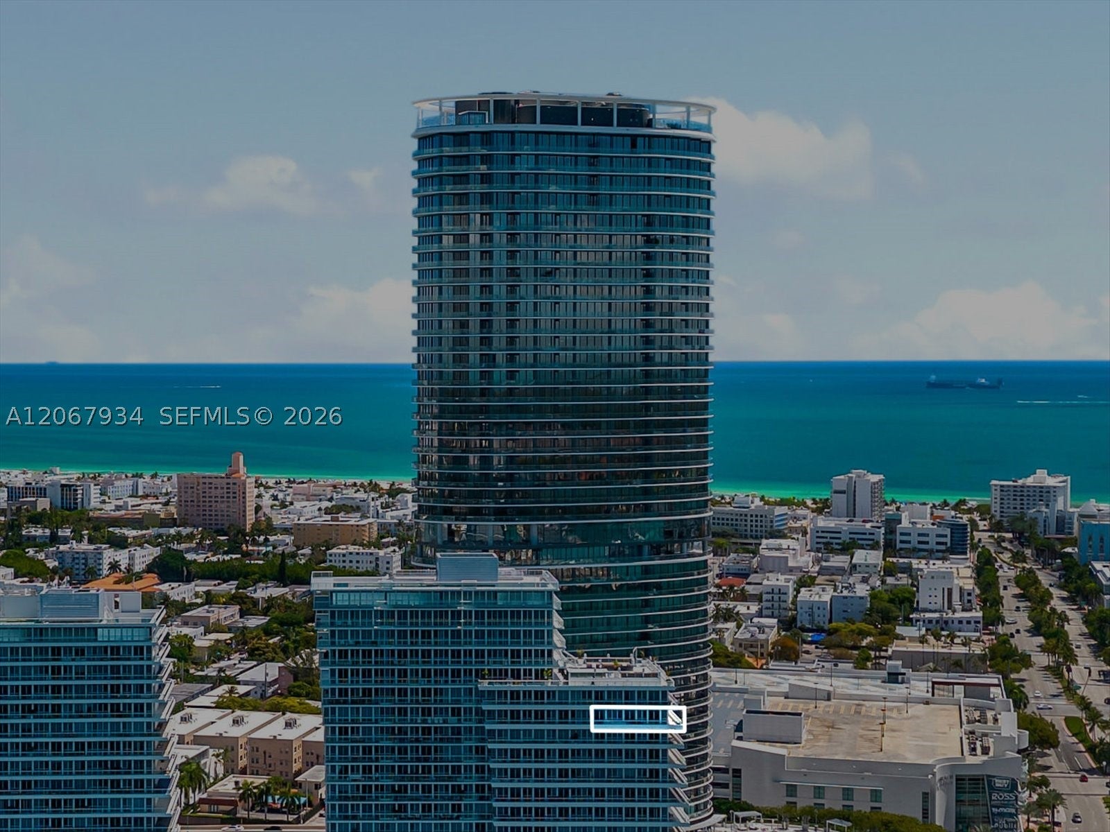520 West Ave 2101
