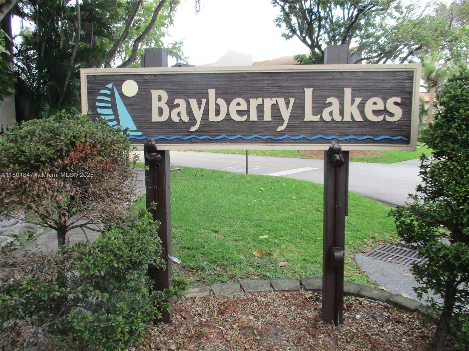 Property for Sale at 1760 Sw Bayberry Dr 1760, Pembroke Pines, Miami-Dade County, Florida - Bedrooms: 3 
Bathrooms: 3  - $395,000