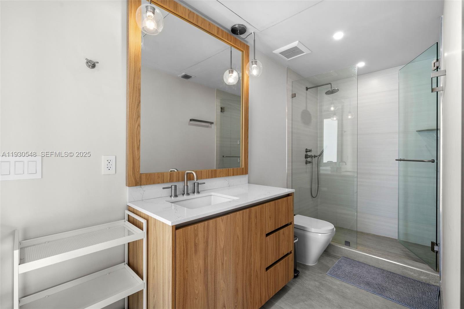 BISCAYNE POINT - Residential