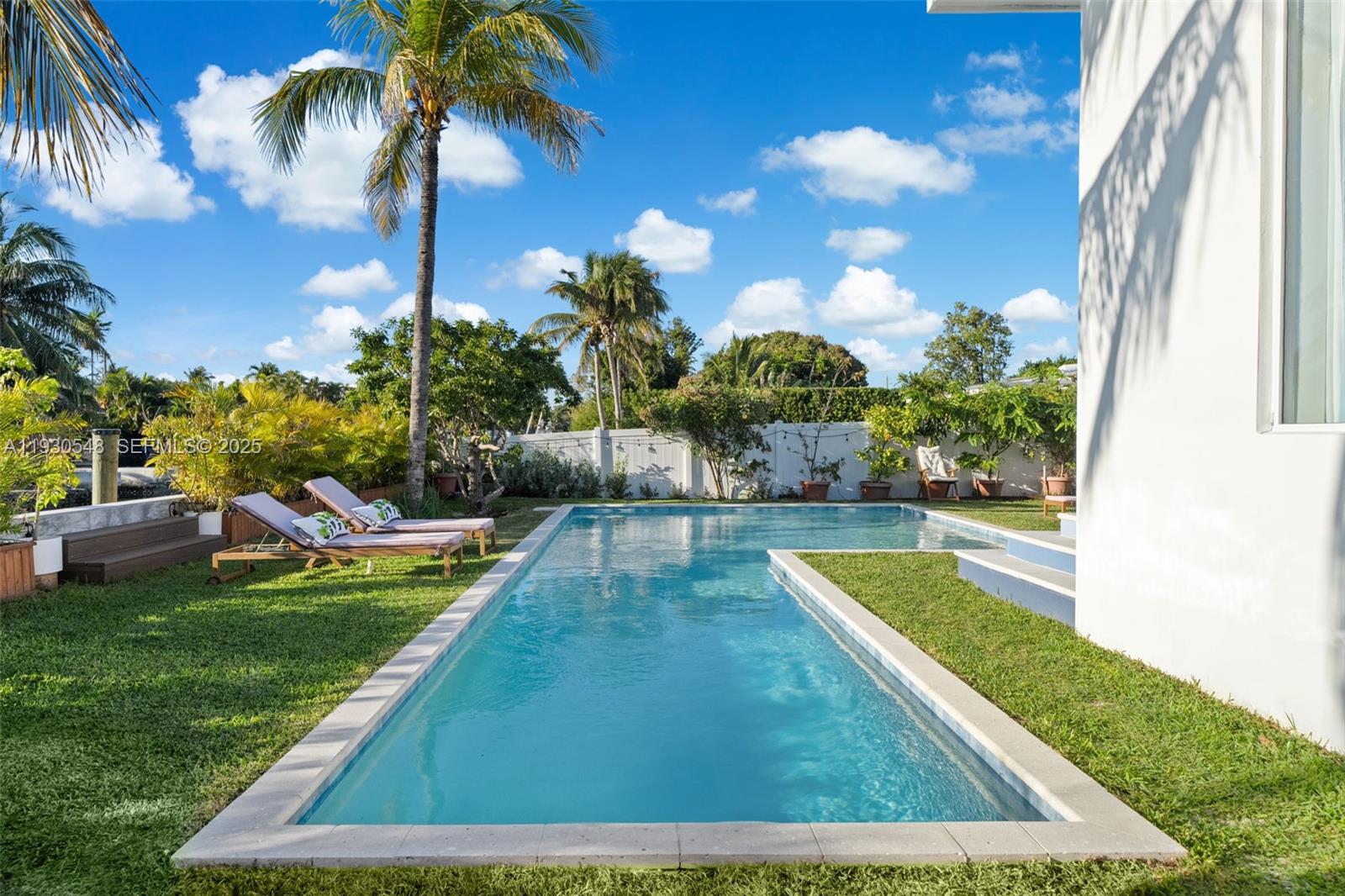 BISCAYNE POINT - Residential