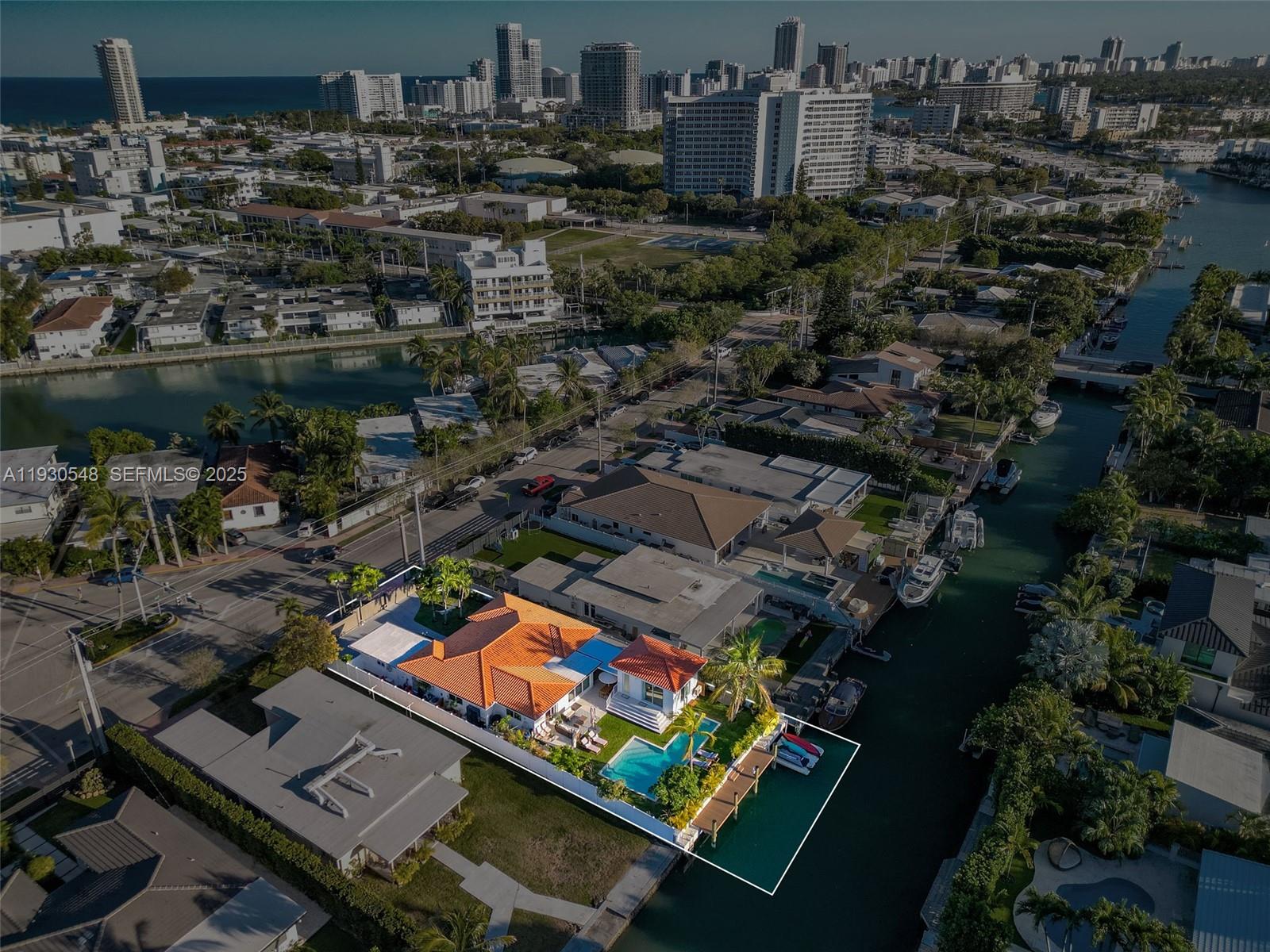 BISCAYNE POINT - Residential