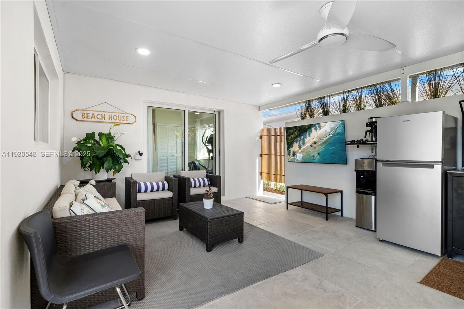 BISCAYNE POINT - Residential