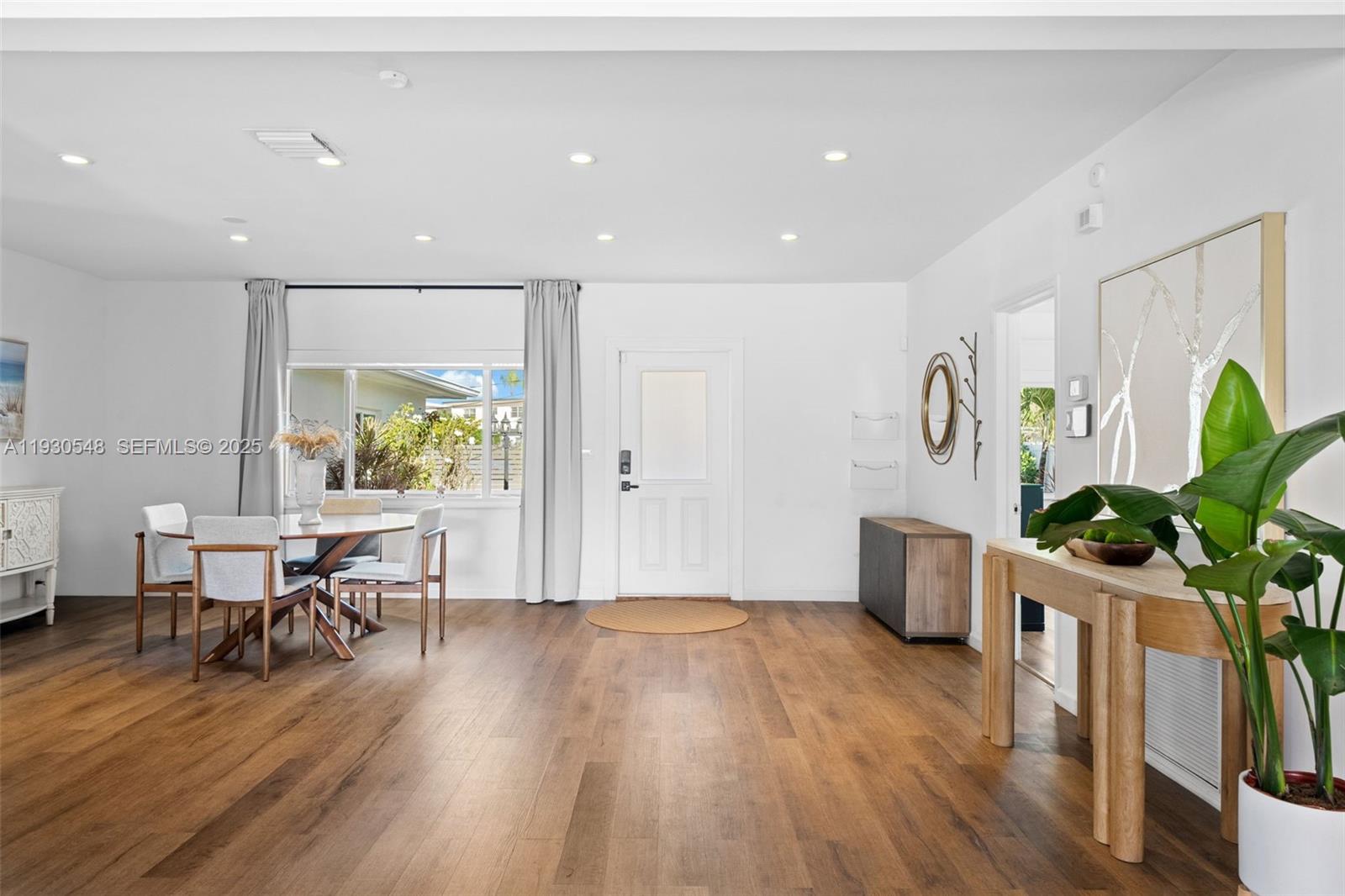 BISCAYNE POINT - Residential